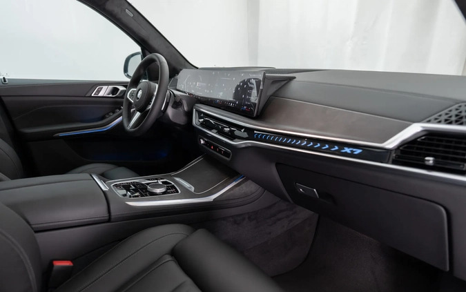 BMW X7 cena 511900 przebieg: 1, rok produkcji 2023 z Poznań małe 781